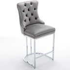 Tabourets de bar modernes (lot de 2) avec dossier capitonné, garniture cloutée et piètement en métal chromé 25 po