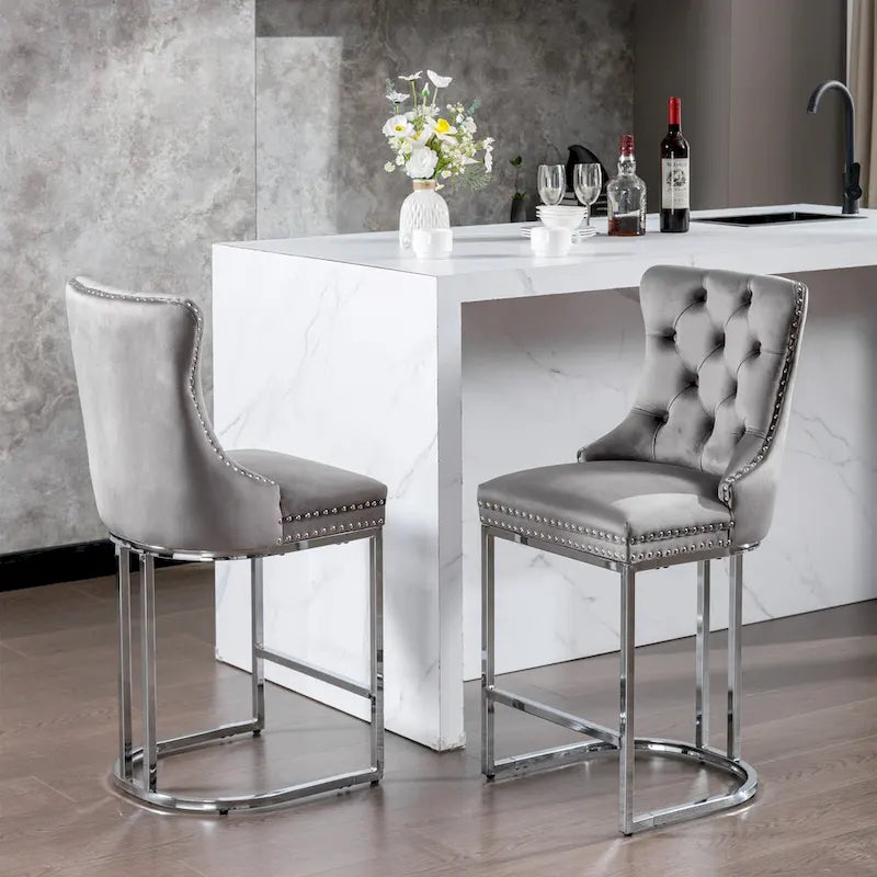 Tabourets de bar modernes (lot de 2) avec dossier capitonné, garniture cloutée et piètement en métal chromé 25 po
