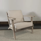 Fauteuil d'appoint, manguier latté fait main, coussins en cuir de buffle, pieds inclinés