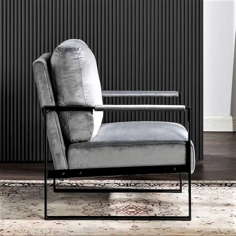 25.4 Fauteuil en velours avec accoudoirs métalliques