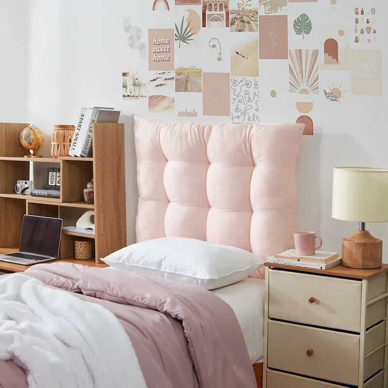 Tête de lit capitonnée moelleuse pour chambre d'étudiant